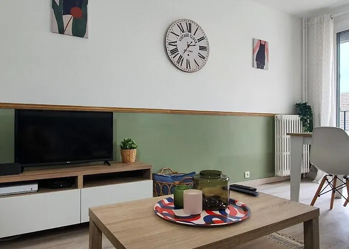 Proche De L'abbaye-aux-dames Caen